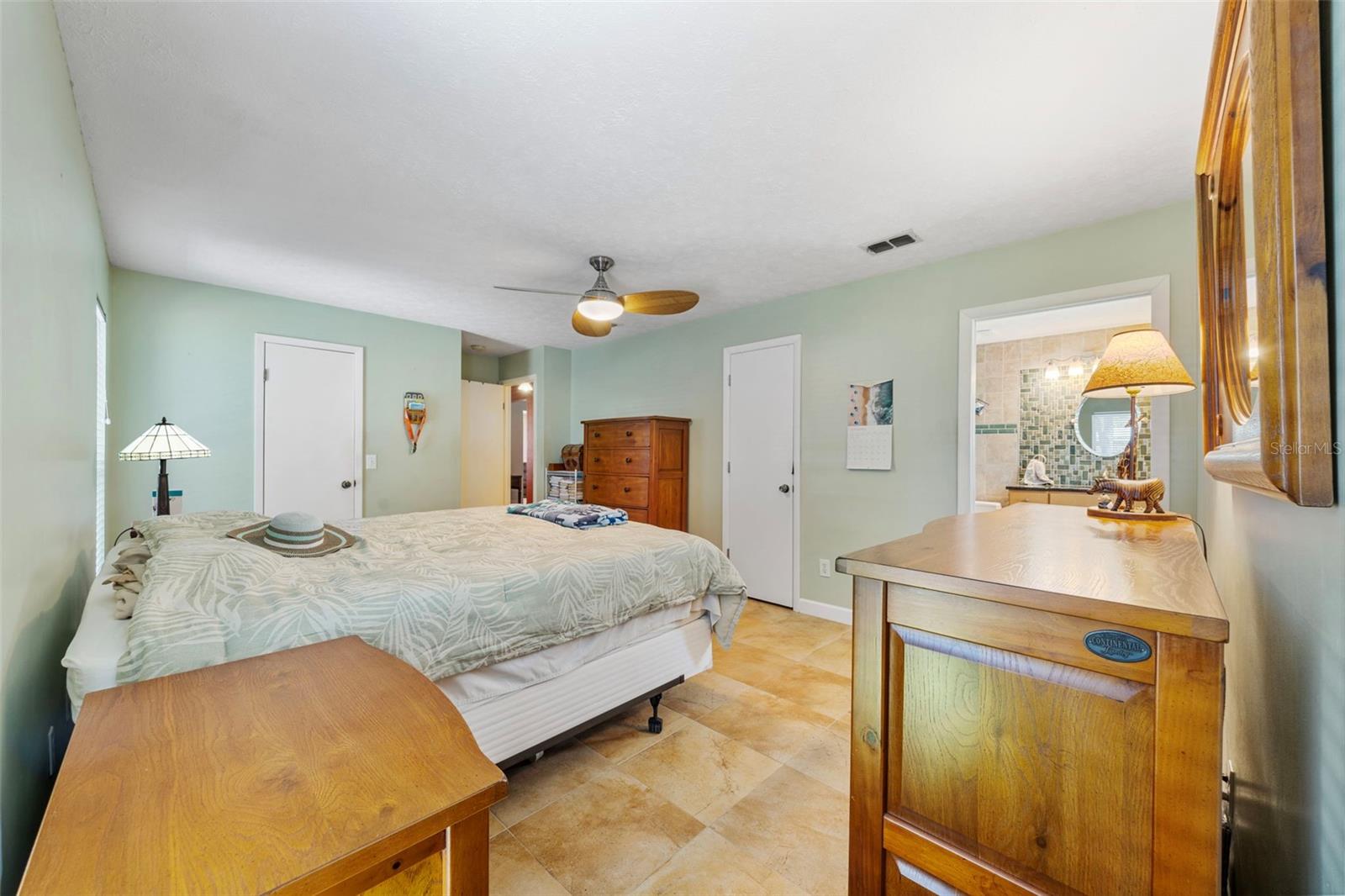 VICTORIA PLACE - Residential