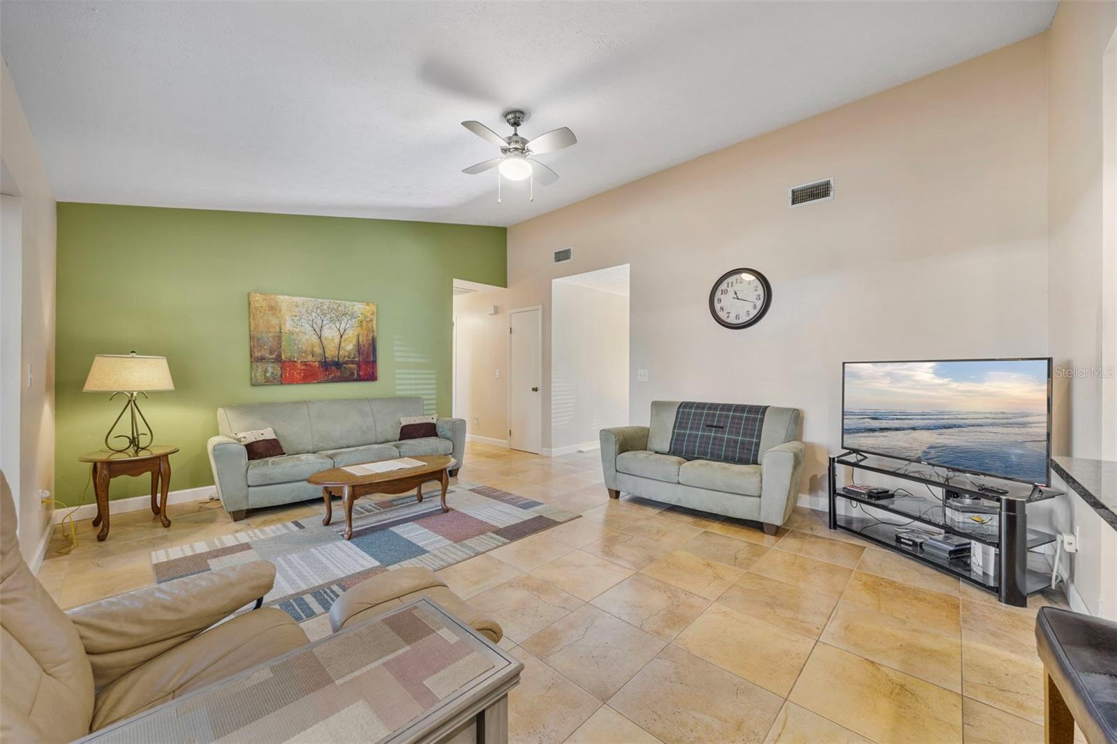 402 WEDGEFIELD PLACE