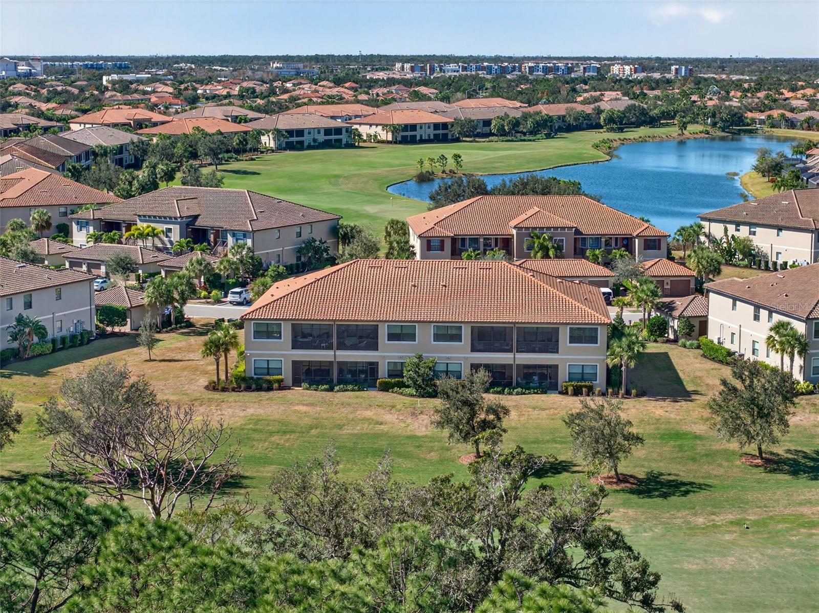 BACCIANO IV AT ESPLANADE LWR PH 31 - Residential