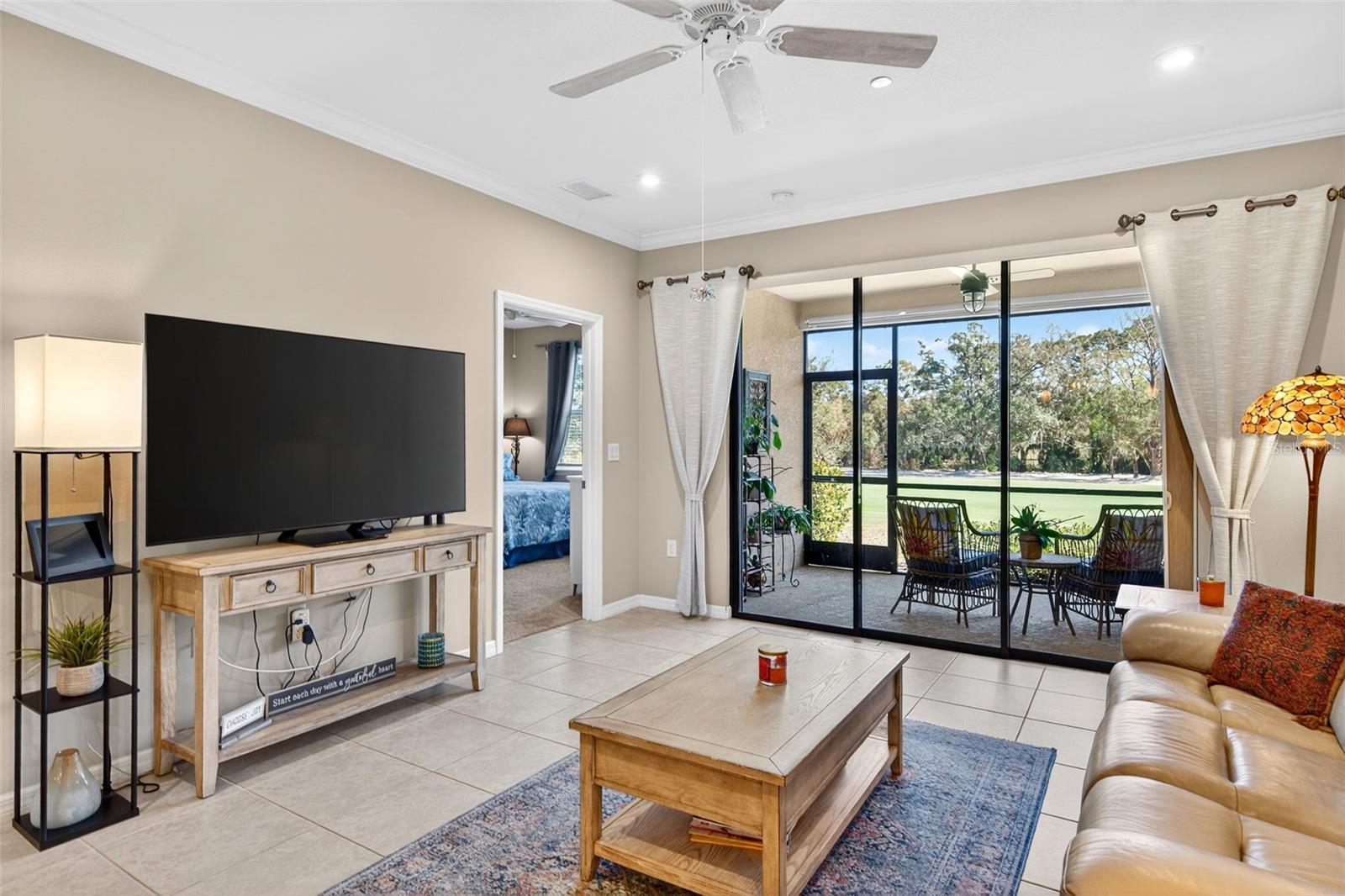 BACCIANO IV AT ESPLANADE LWR PH 31 - Residential