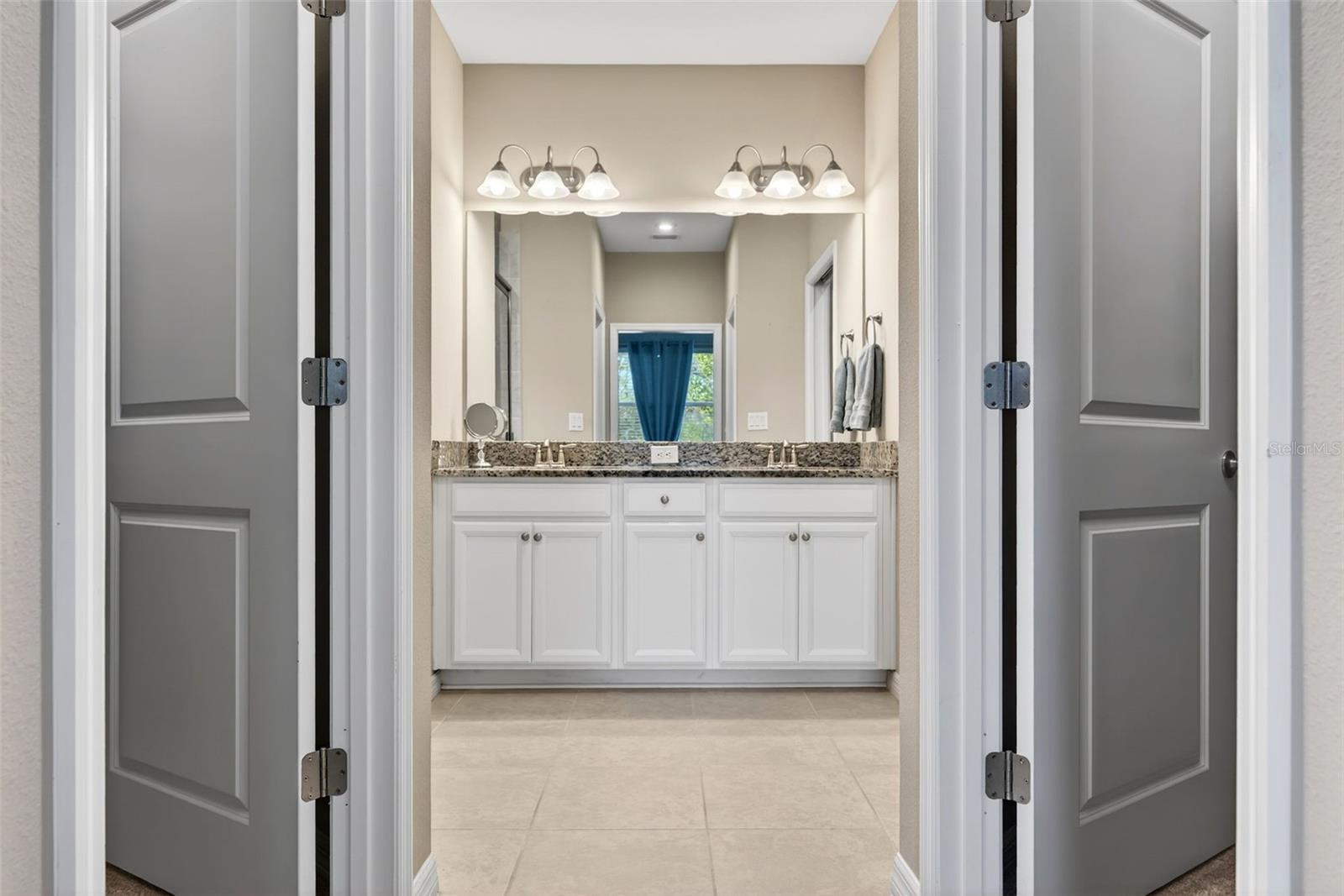 BACCIANO IV AT ESPLANADE LWR PH 31 - Residential