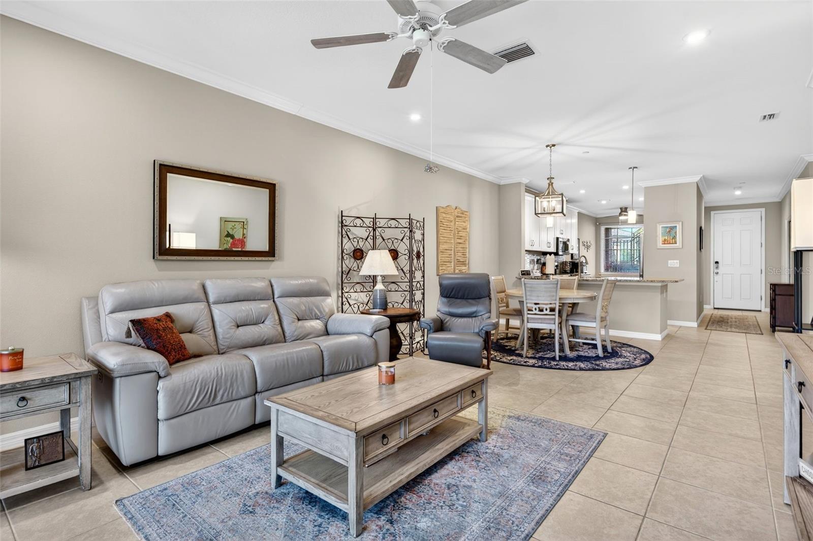 BACCIANO IV AT ESPLANADE LWR PH 31 - Residential