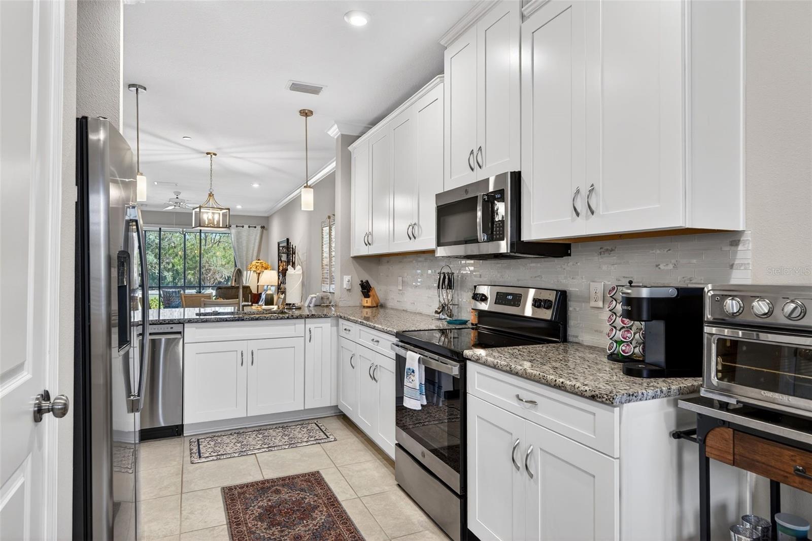 BACCIANO IV AT ESPLANADE LWR PH 31 - Residential