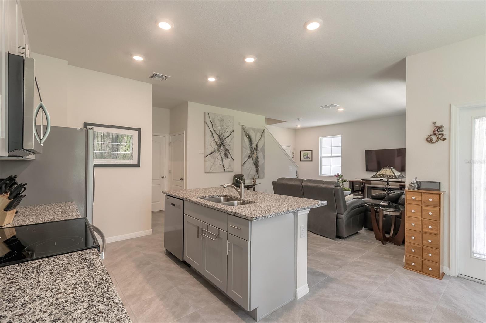 Palms-Ph 5 - Residential