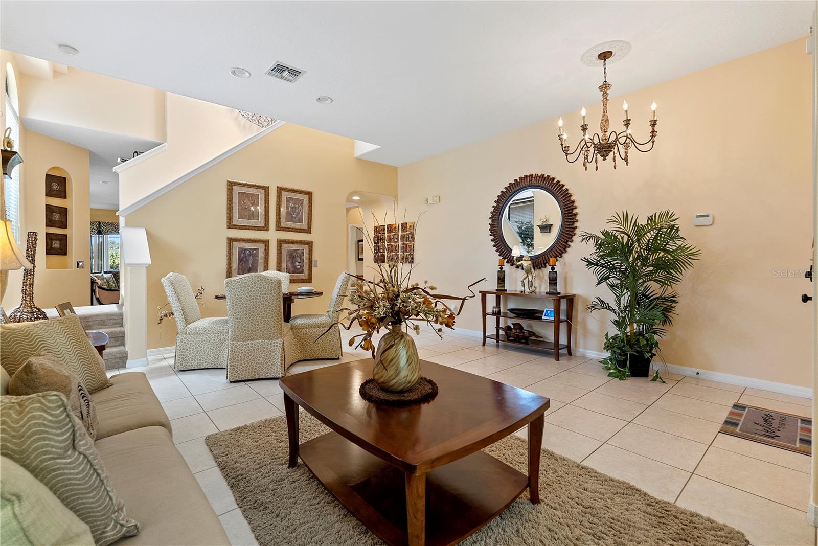 358 LAKE DAVENPORT CIRCLE