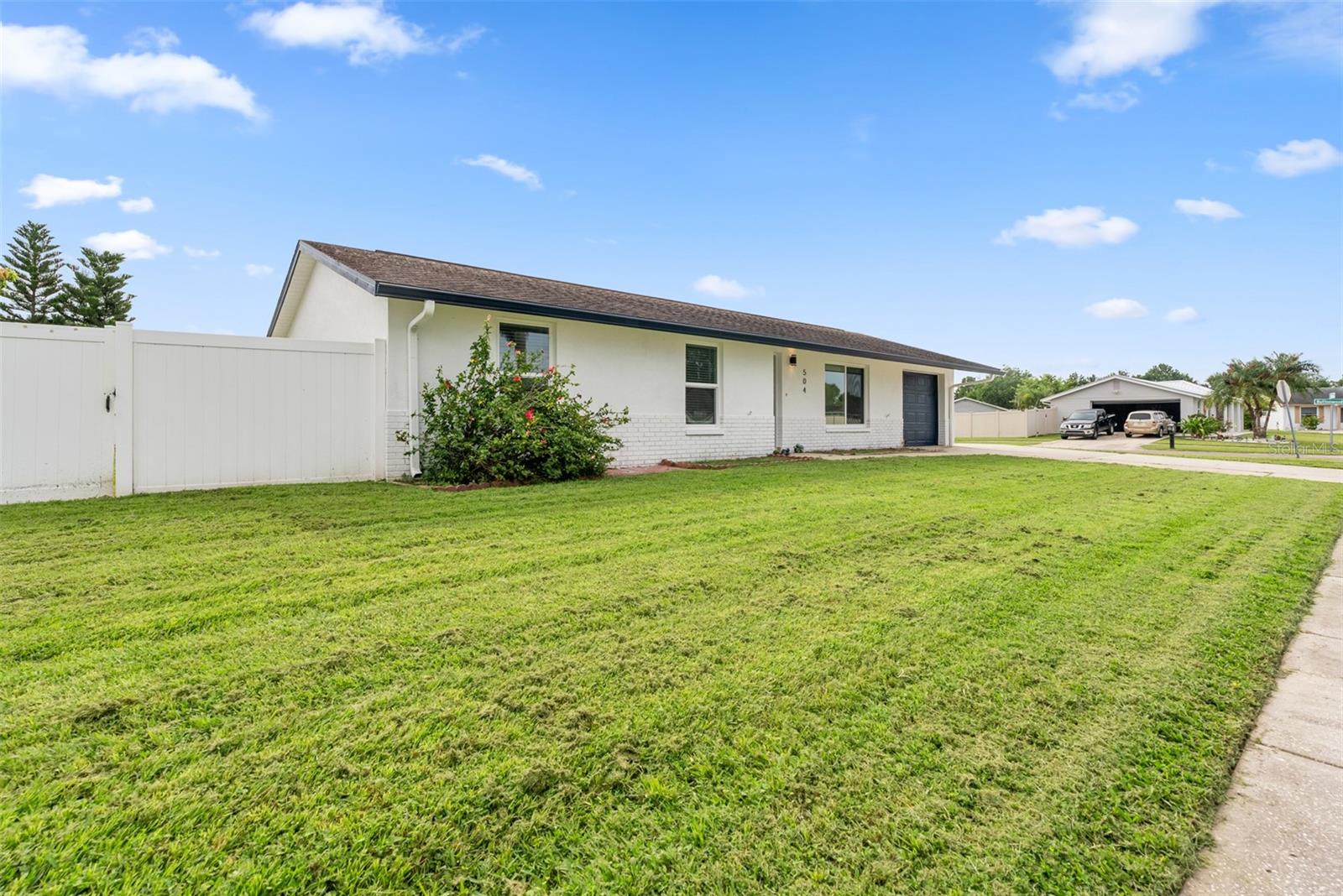 APOLLO BEACH UNIT FOUR - Residential Lease