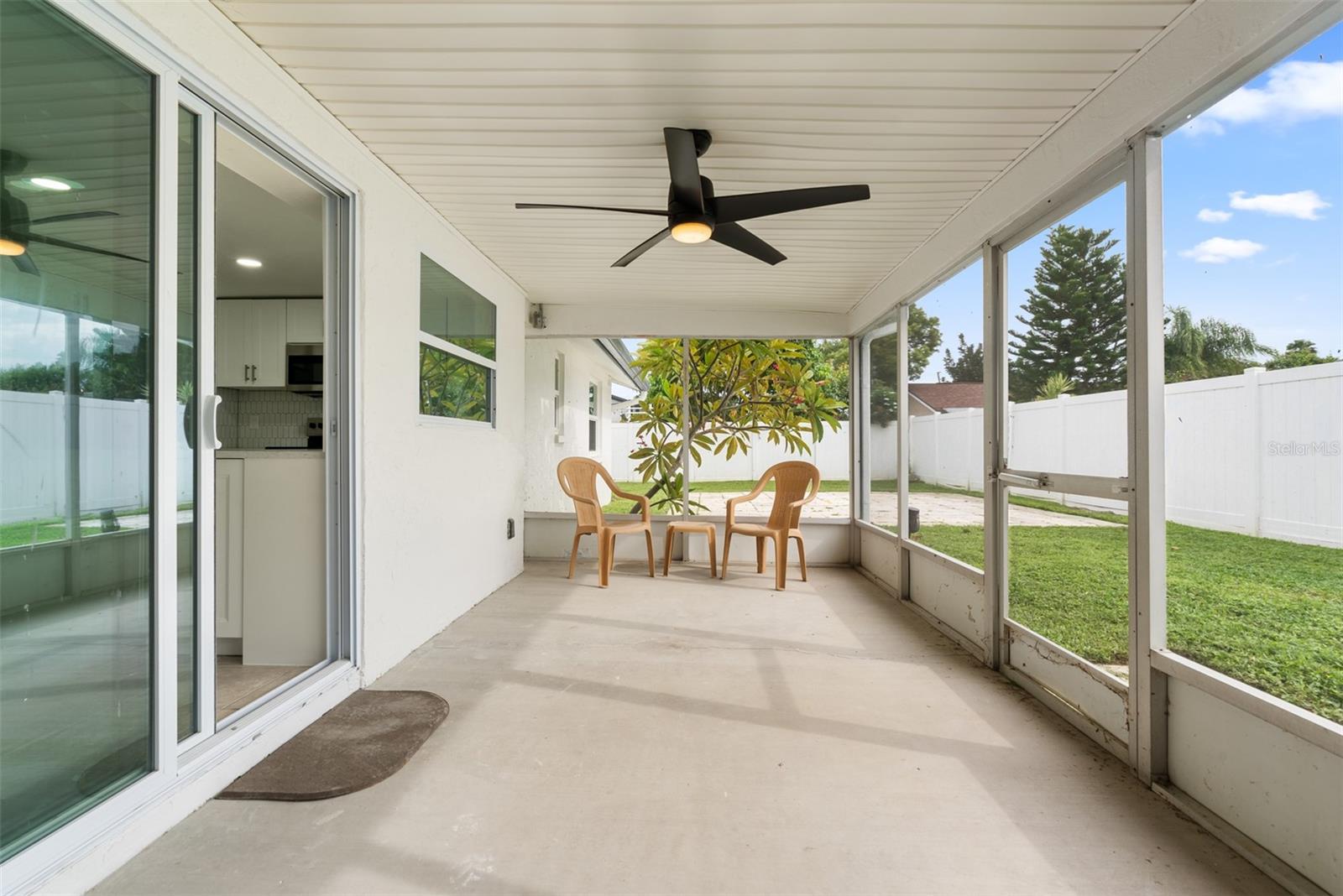 APOLLO BEACH UNIT FOUR - Residential Lease