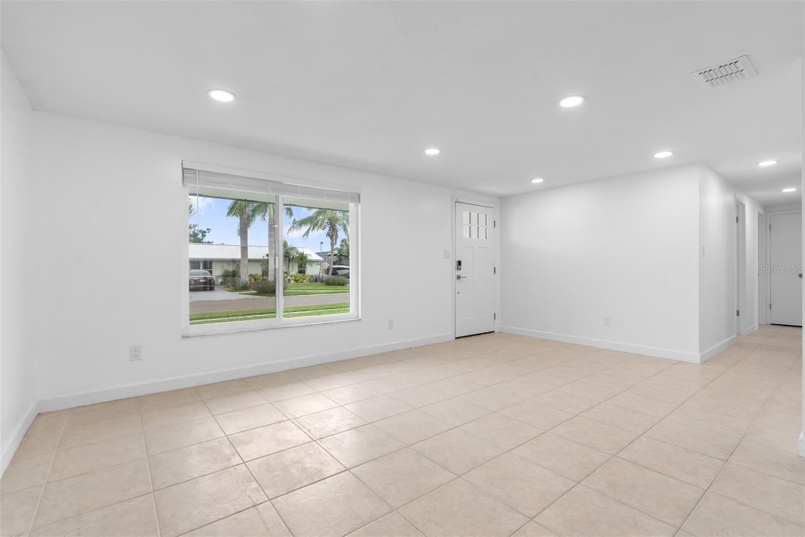 APOLLO BEACH UNIT FOUR - Residential Lease