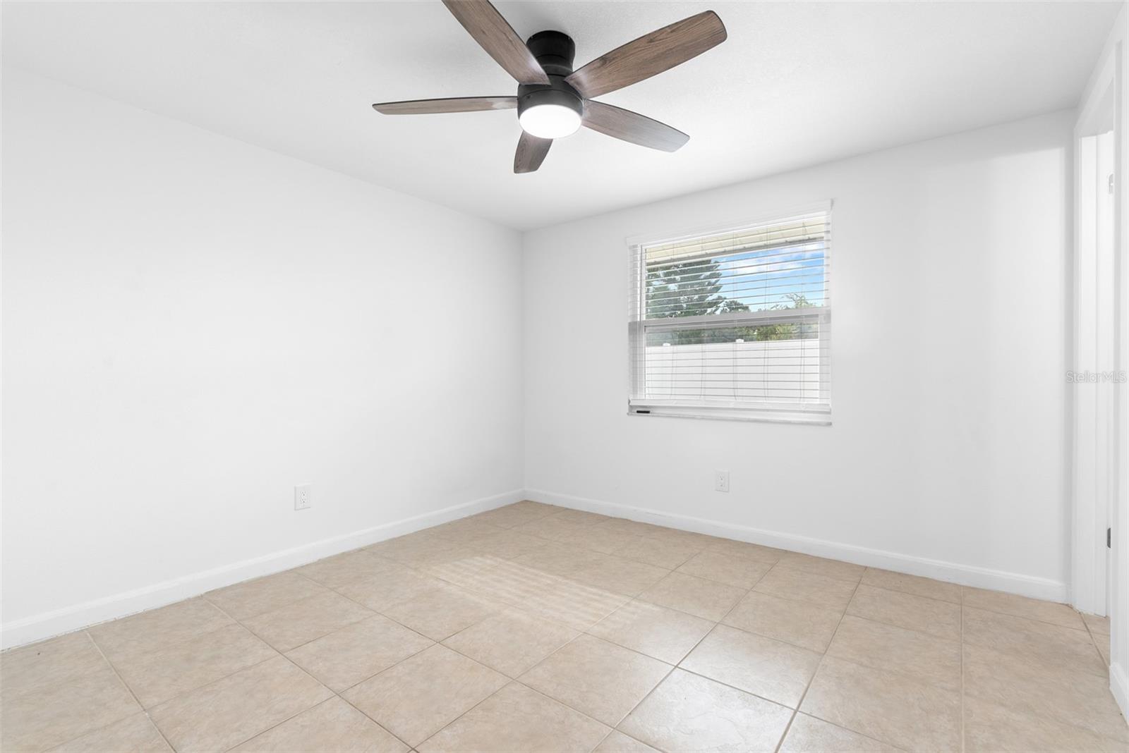 APOLLO BEACH UNIT FOUR - Residential Lease