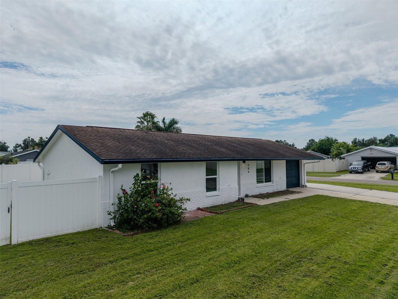 APOLLO BEACH UNIT FOUR - Residential Lease