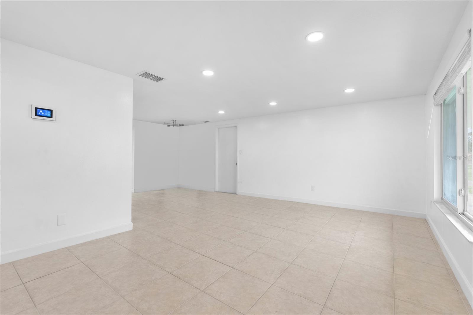 APOLLO BEACH UNIT FOUR - Residential Lease