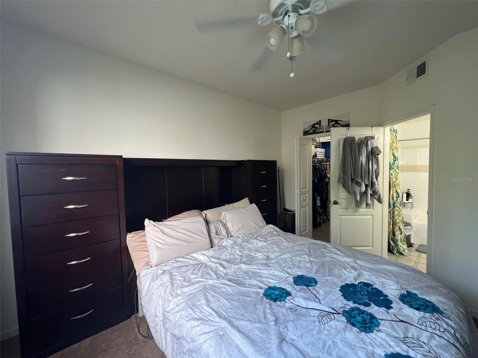 JADE AT TAMPA PALMS A CONDOMIN - Residential Lease