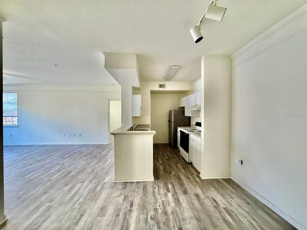 Photo of 17106 Carrington Park Drive #605, Tampa, FL 33647 (MLS # TB8450399)