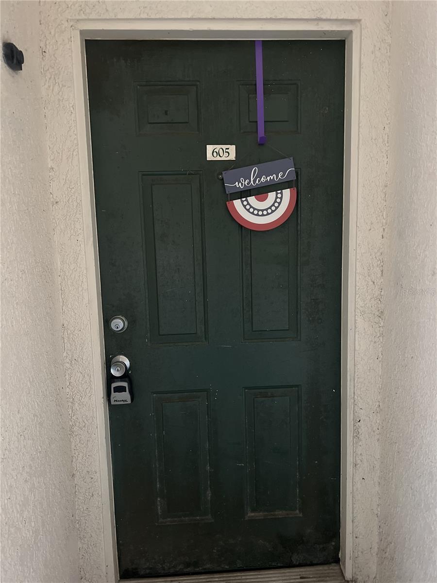 JADE AT TAMPA PALMS A CONDOMIN - Residential Lease