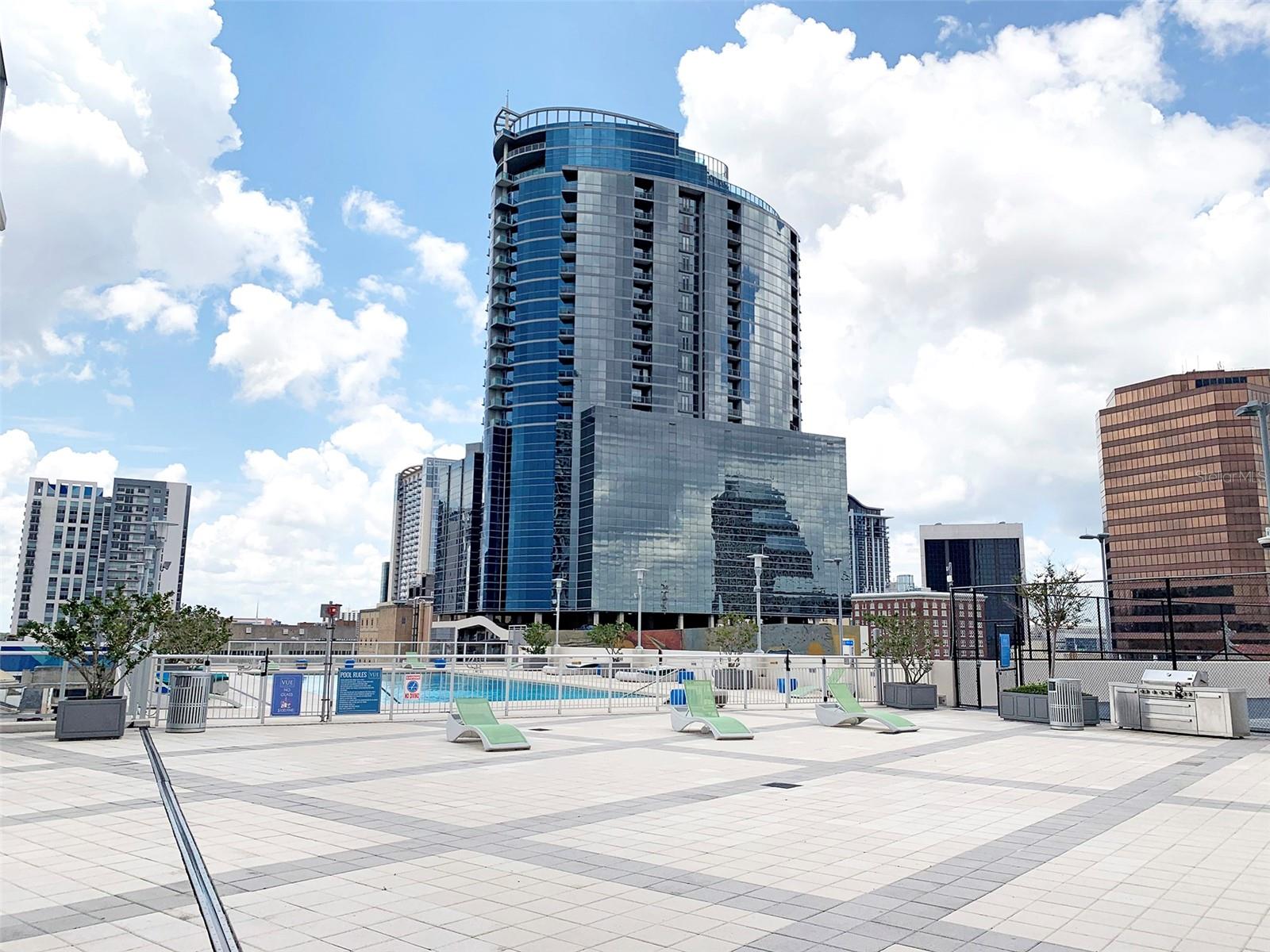 VUE/LK EOLA - Residential Lease