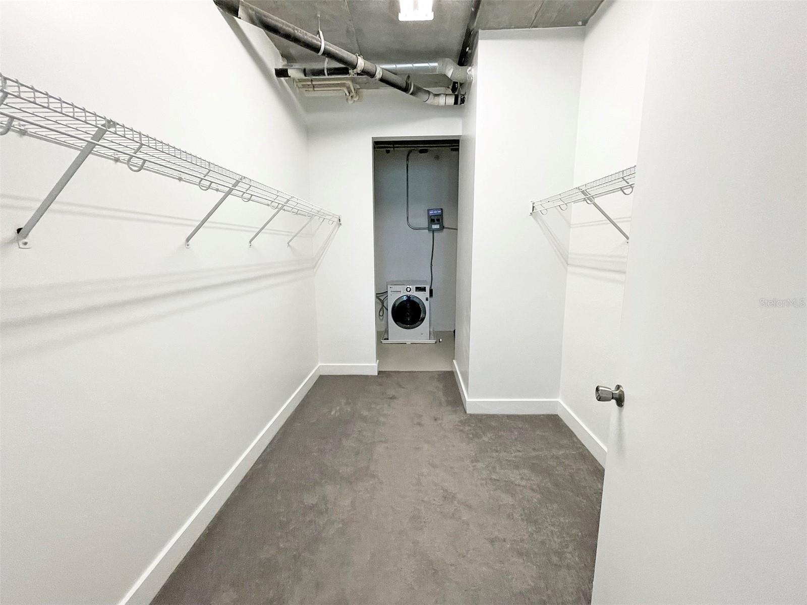 VUE/LK EOLA - Residential Lease