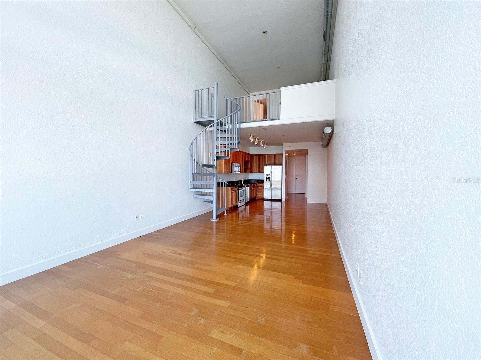 VUE/LK EOLA - Residential Lease