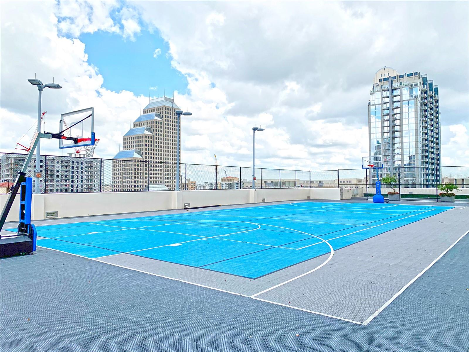 VUE/LK EOLA - Residential Lease