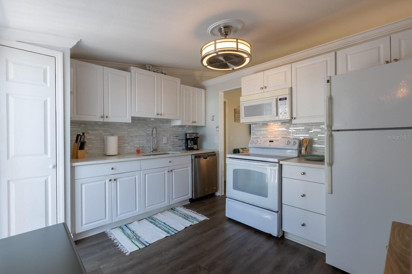 Riverwalk Condo - Residential