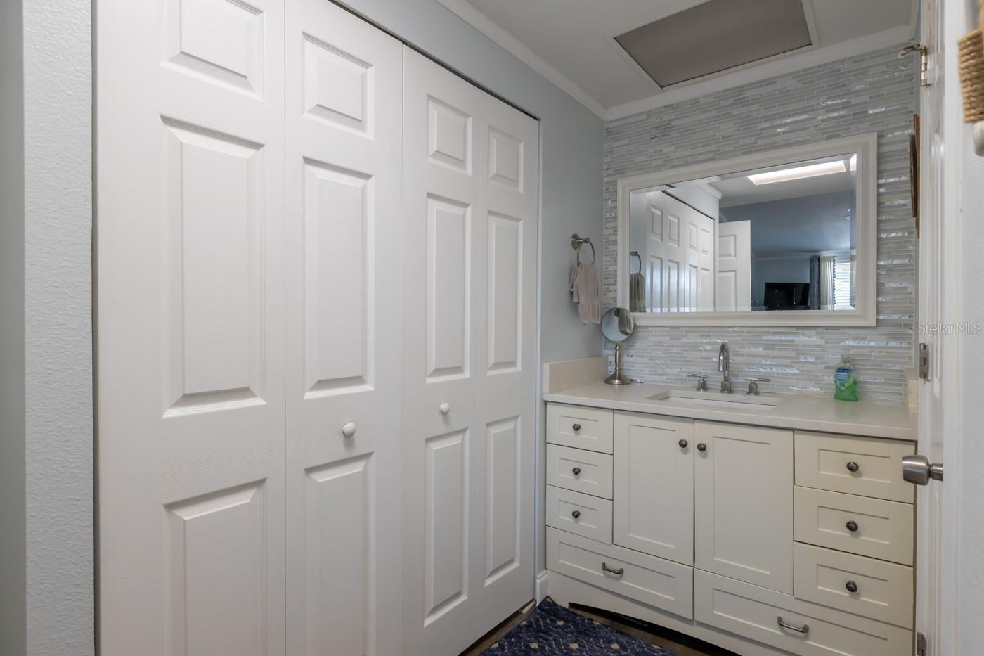 Riverwalk Condo - Residential