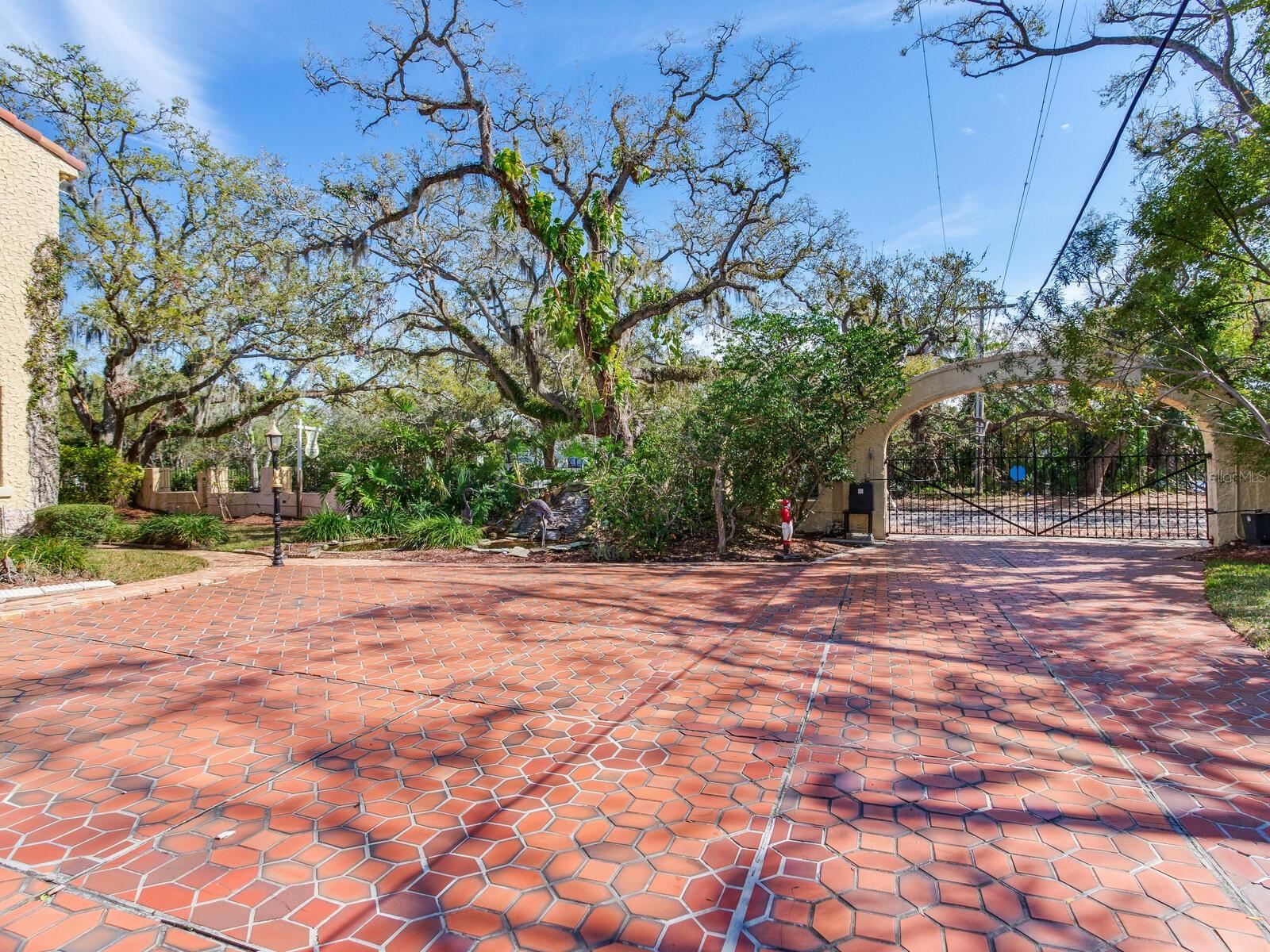 BEACH PARK - Residential