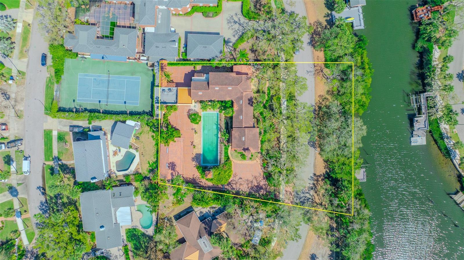 BEACH PARK - Residential