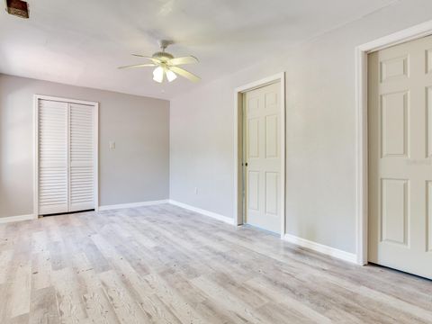 A home in TAMPA