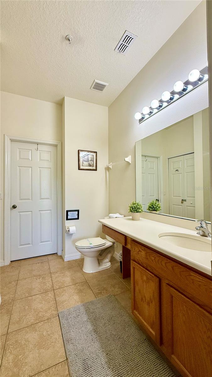 OAKWATER CONDO PH 20-23 - Residential