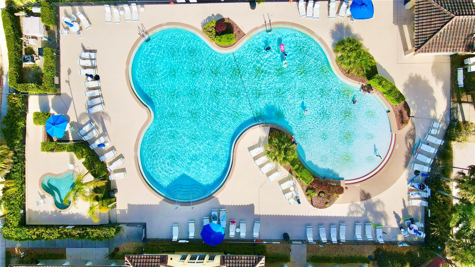 OAKWATER CONDO PH 20-23 - Residential