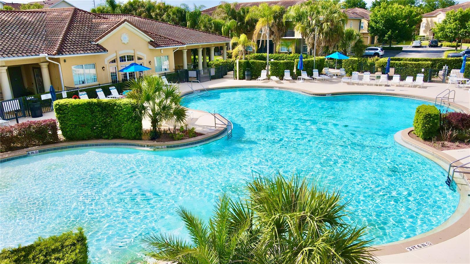 OAKWATER CONDO PH 20-23 - Residential