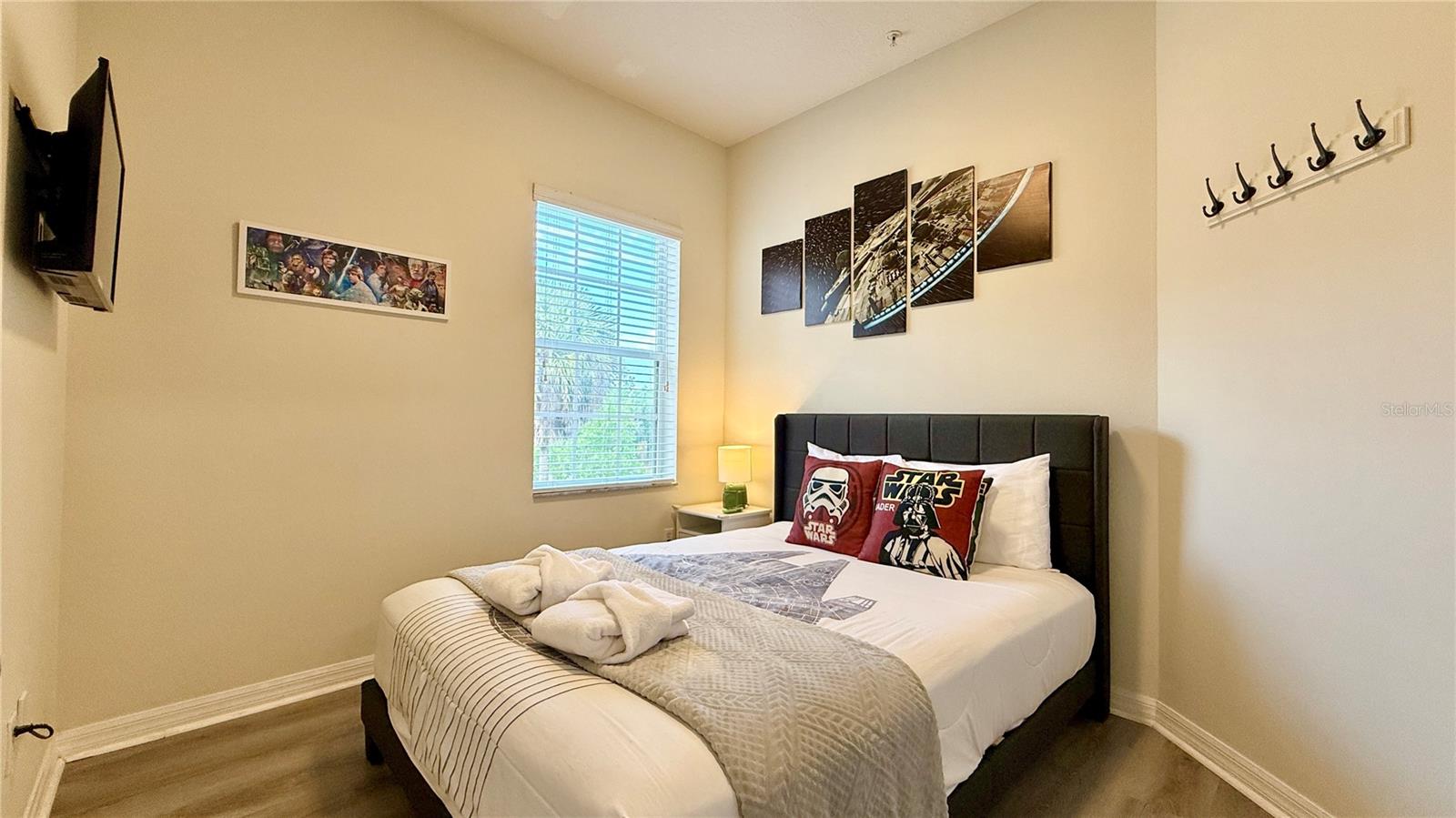 OAKWATER CONDO PH 20-23 - Residential