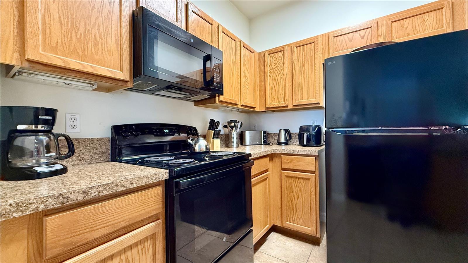 OAKWATER CONDO PH 20-23 - Residential