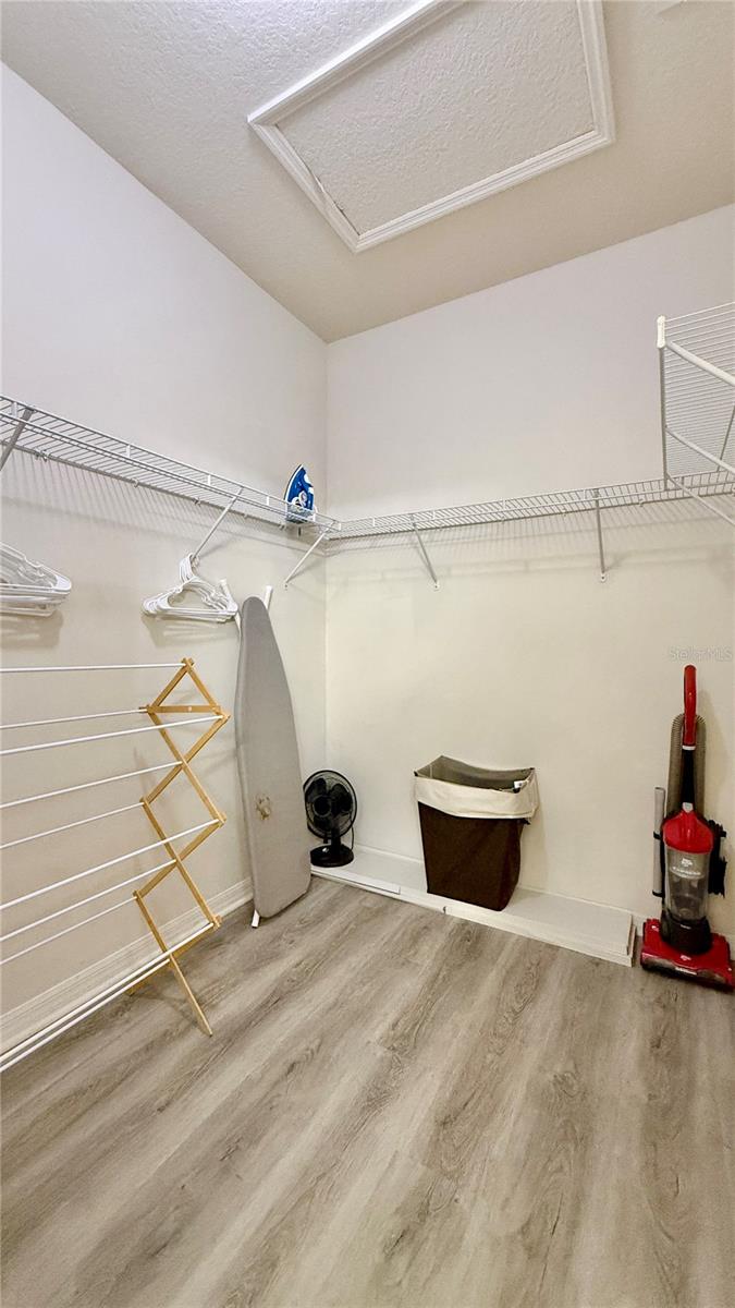 OAKWATER CONDO PH 20-23 - Residential