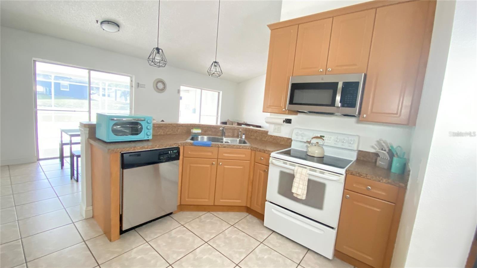 1001 LESTER RIDGE COURT