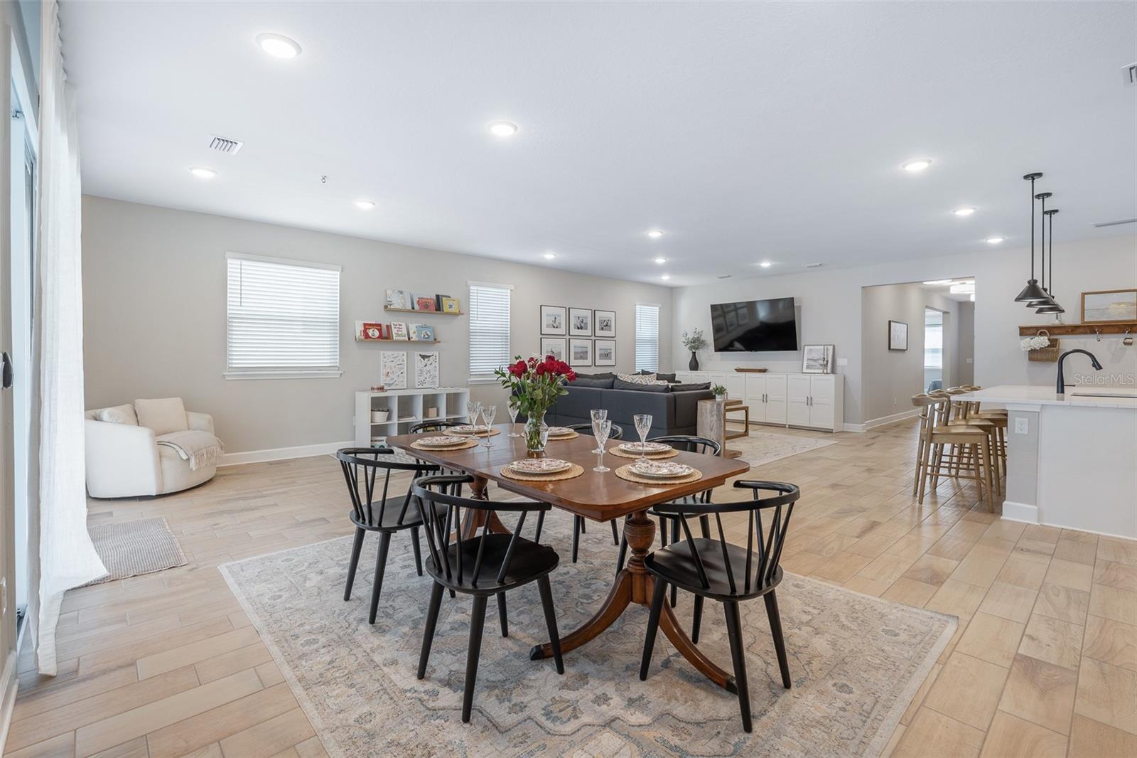 BEACHWALK - Residential