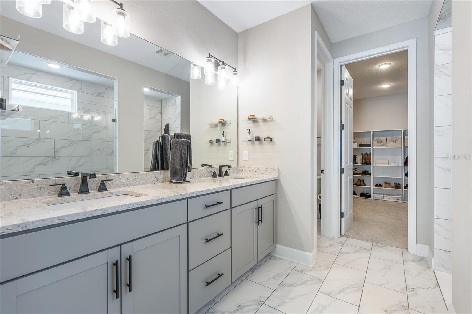 BEACHWALK - Residential