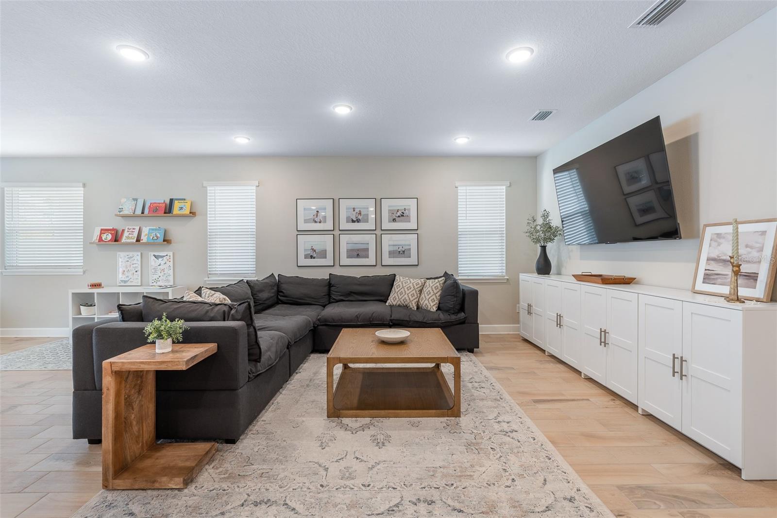 BEACHWALK - Residential