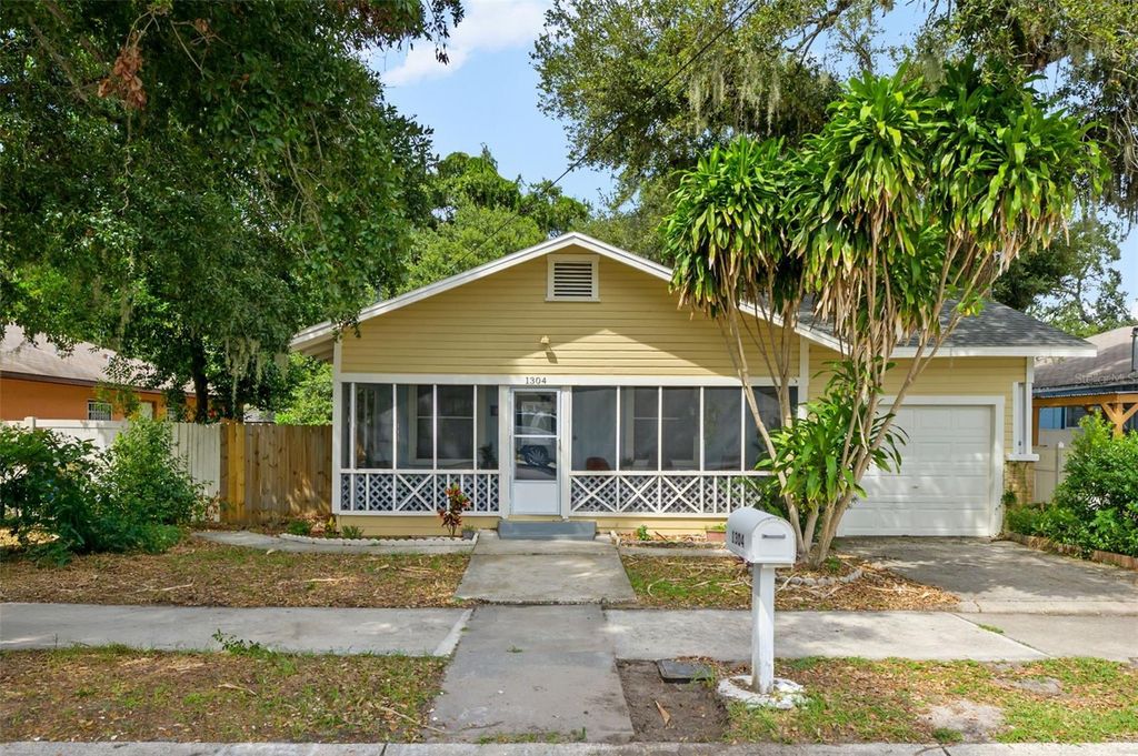 Photo of 1304 E 32nd Avenue, Tampa, FL 33603 (MLS # TB8450768)