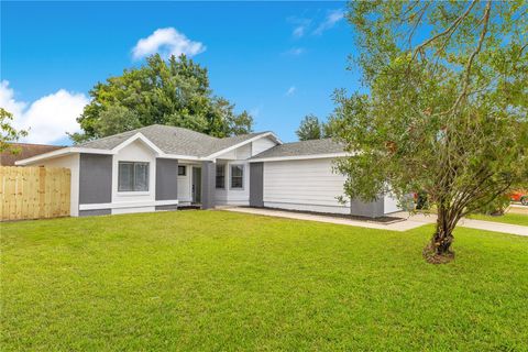 150 CHICAGO WOODS CIRCLE ORLANDO FL 32824