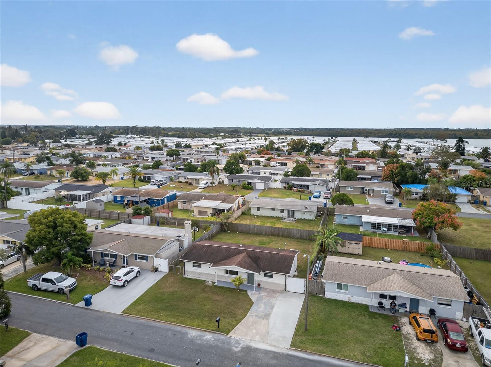 TAHITIAN HOMES - Residential Lease