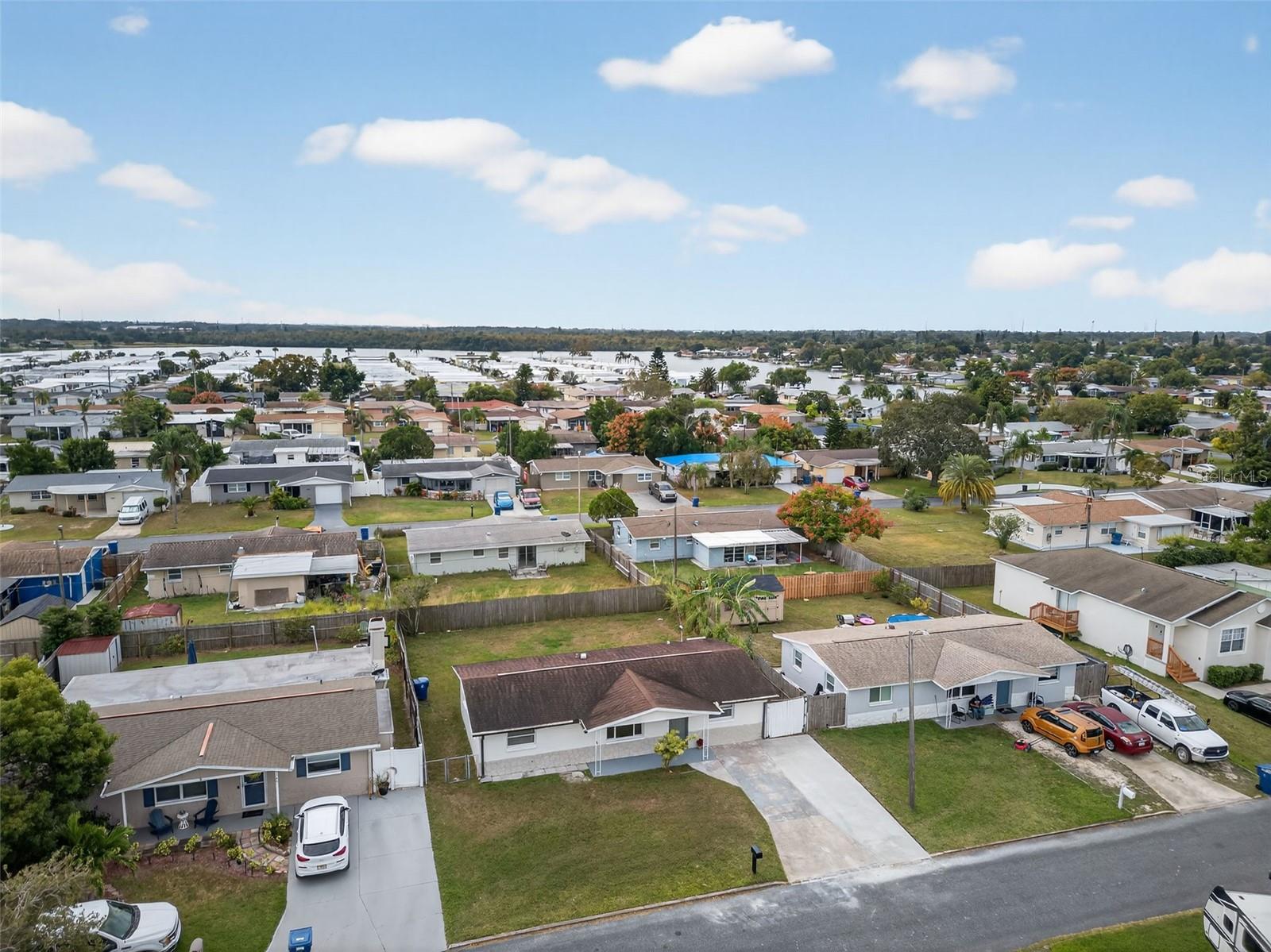 TAHITIAN HOMES - Residential Lease