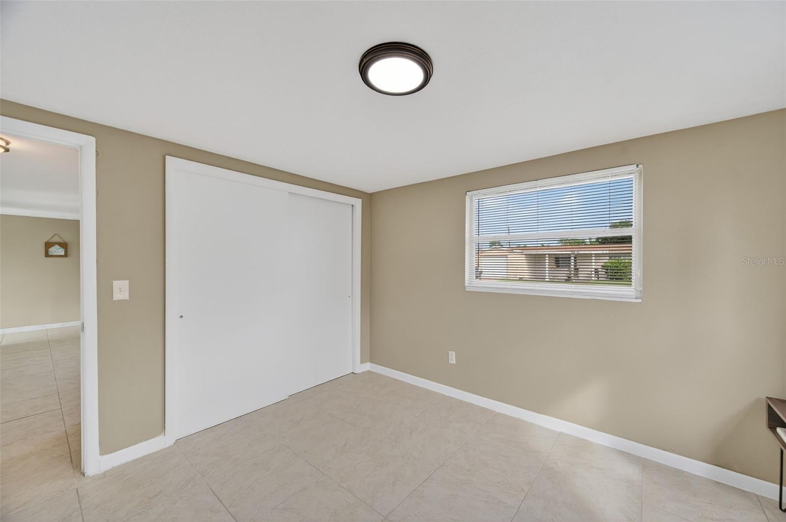 TAHITIAN HOMES - Residential Lease