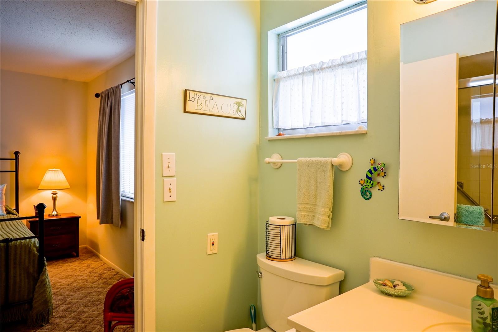 GLEN OAKS RIDGE VILLAS 1 - Residential