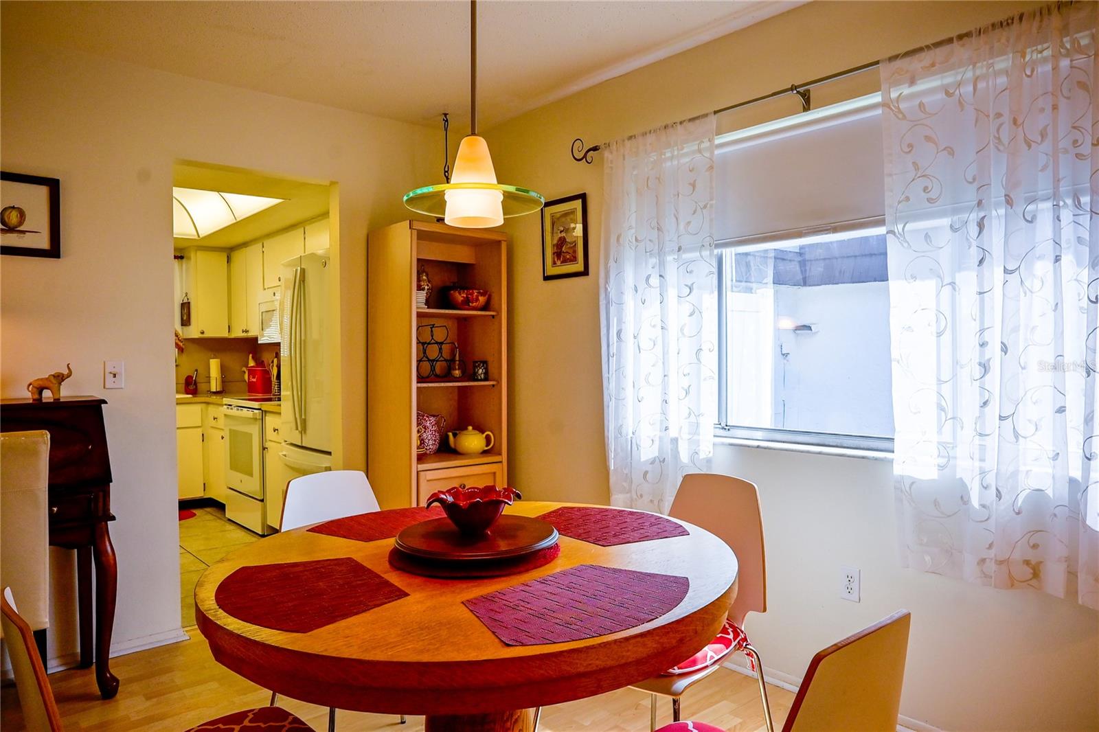 GLEN OAKS RIDGE VILLAS 1 - Residential