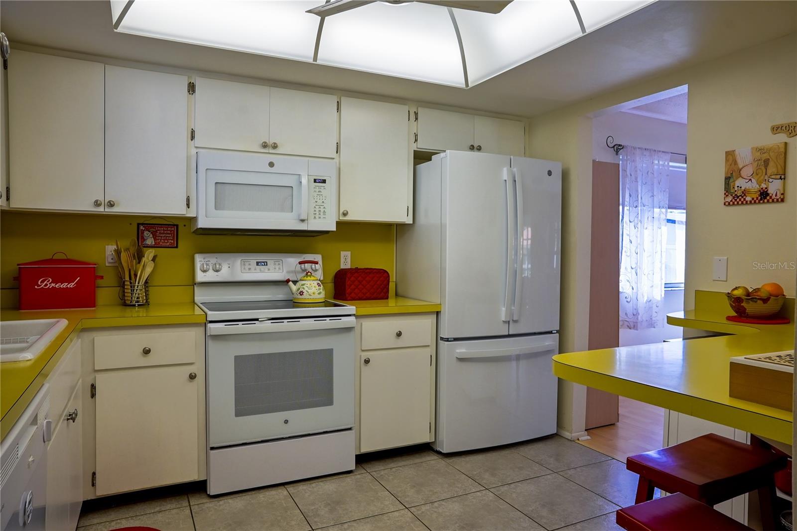 GLEN OAKS RIDGE VILLAS 1 - Residential