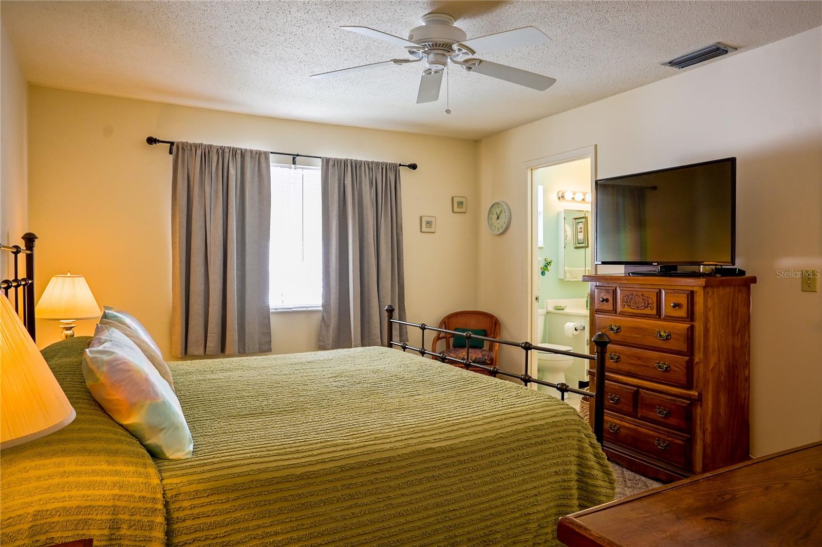 GLEN OAKS RIDGE VILLAS 1 - Residential