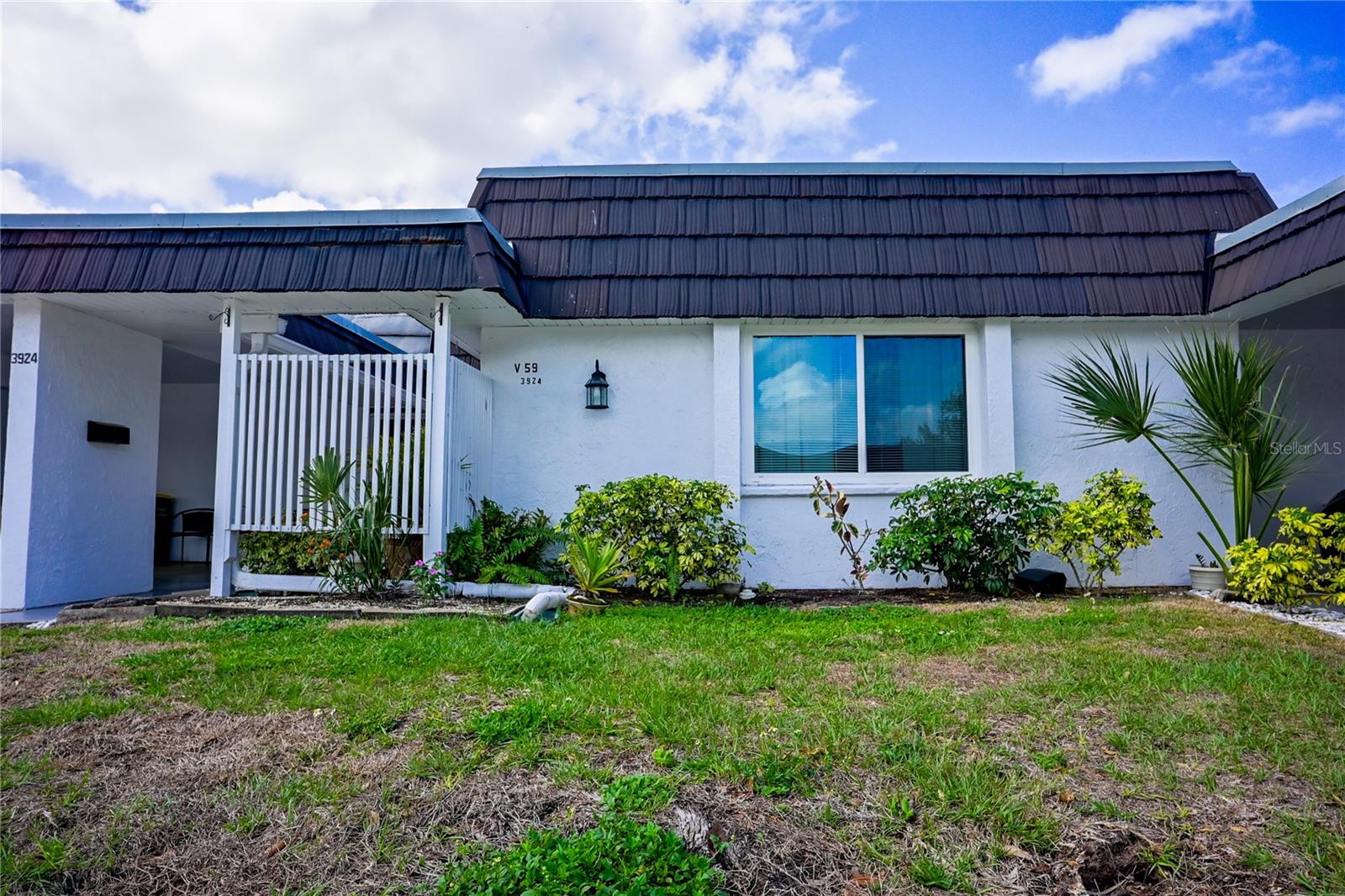 GLEN OAKS RIDGE VILLAS 1 - Residential