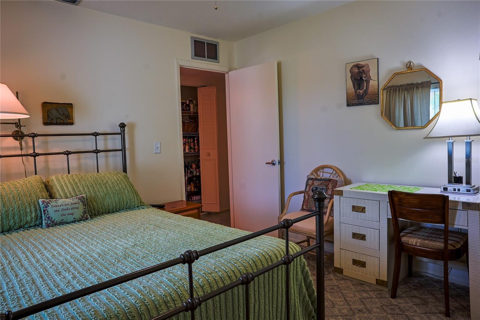 GLEN OAKS RIDGE VILLAS 1 - Residential