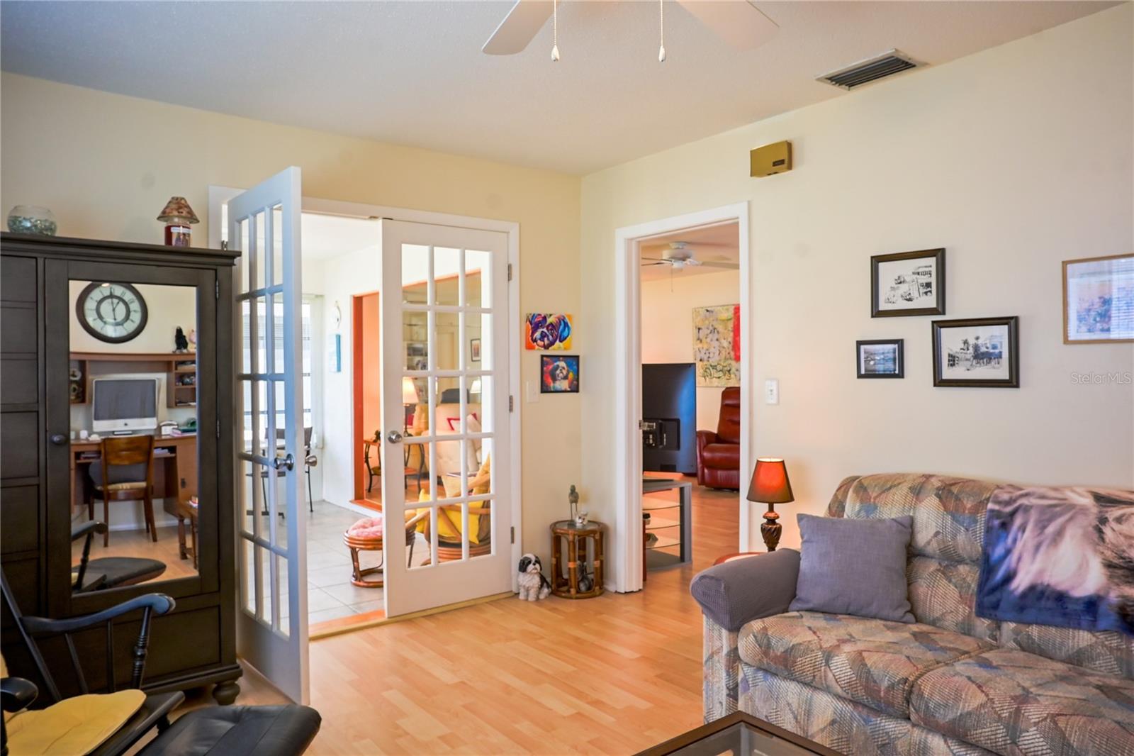 GLEN OAKS RIDGE VILLAS 1 - Residential