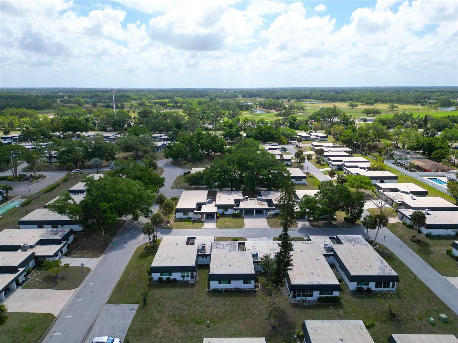 GLEN OAKS RIDGE VILLAS 1 - Residential